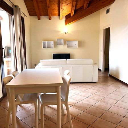 Lugana Resort & Sporting Club Peschiera del Garda Buitenkant foto
