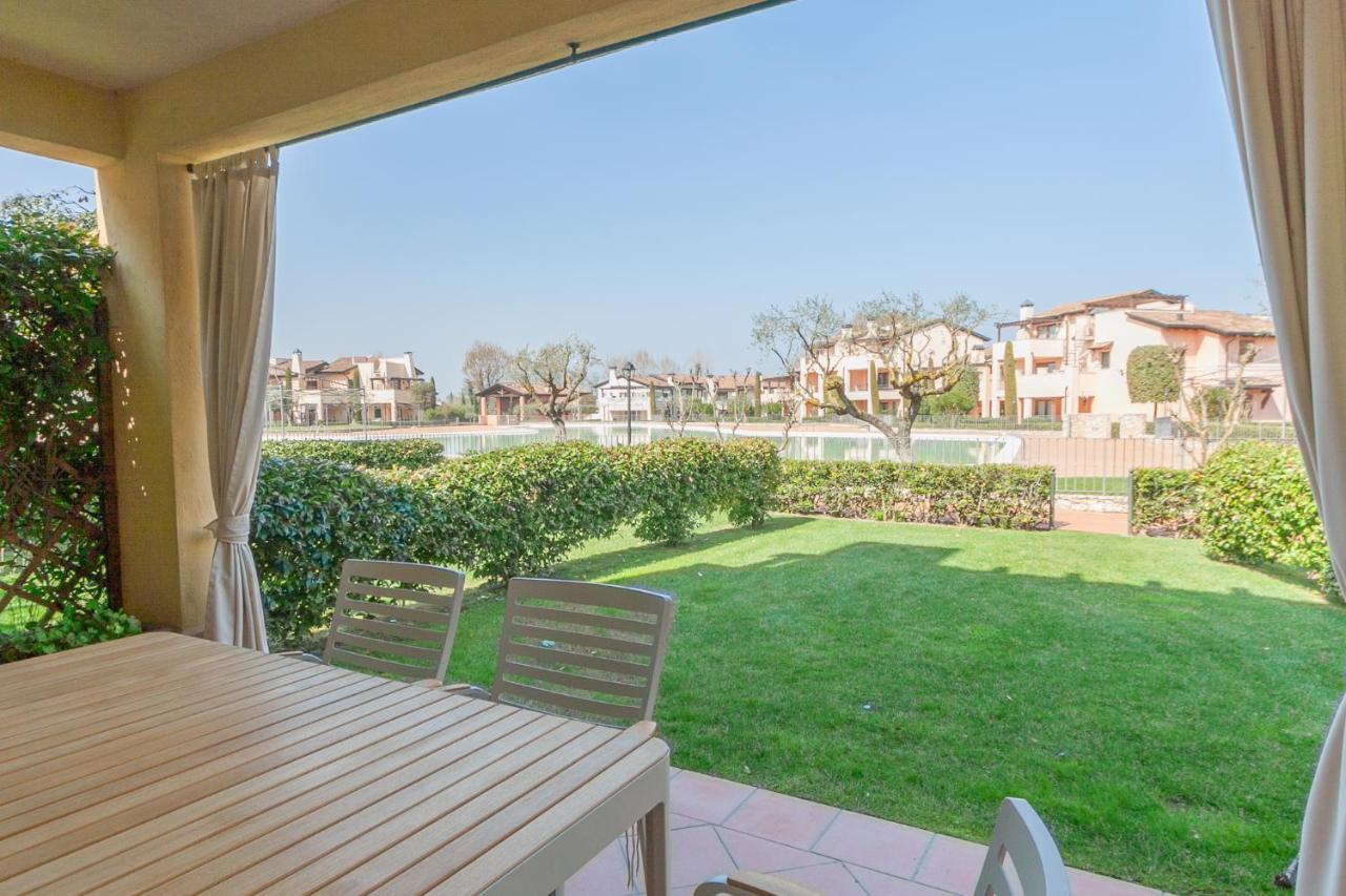 Lugana Resort & Sporting Club Peschiera del Garda Buitenkant foto